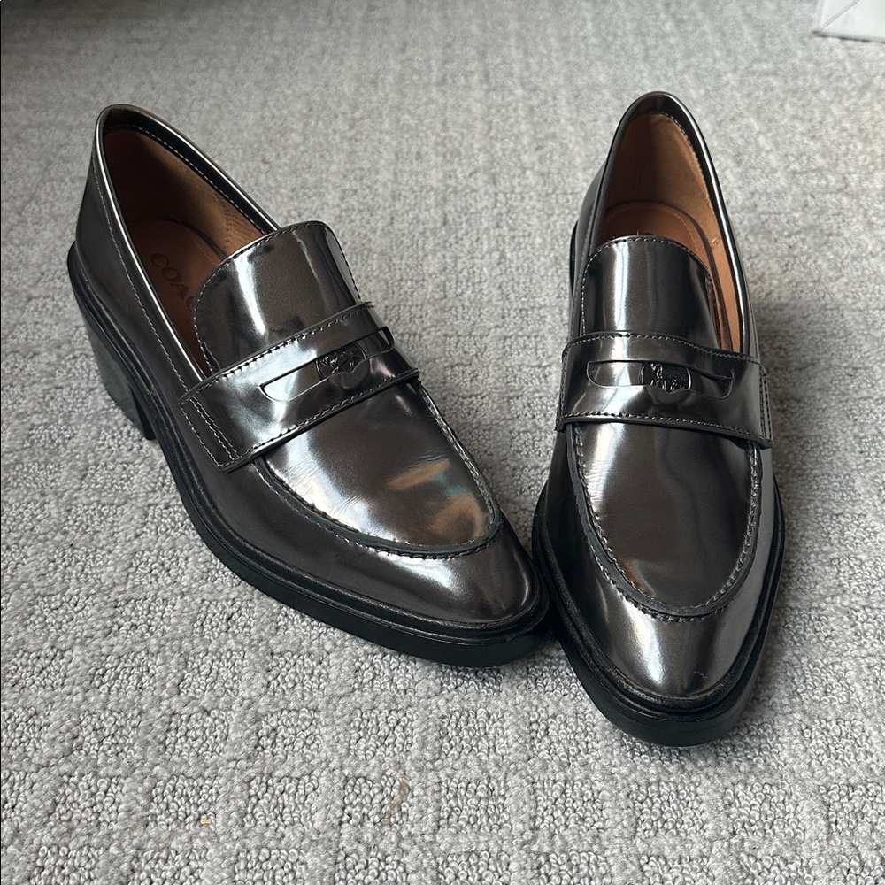 Coach Heath Block Heel Penny Loafer Mirror Metallic Leather size 8